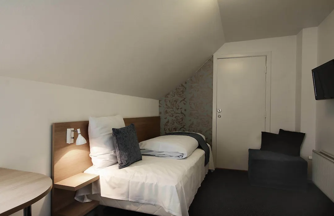 Savoy Hotel-1